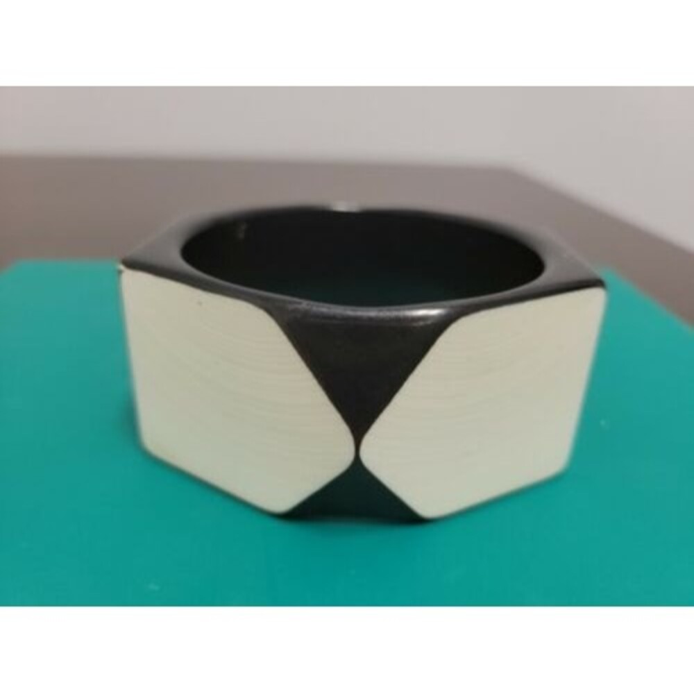 Vintage Carved Black White Indentation Chunky Wide Thick Bangle Bracelet MCM MOD